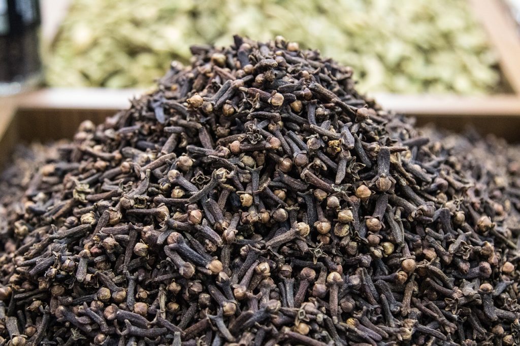 Mites alimentaires : 5 astuces naturelles pour en venir à bout